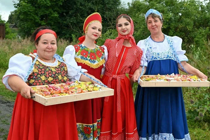 д.Фёдоровское зажигает сердца д.Фёдоровское зажигает сердца